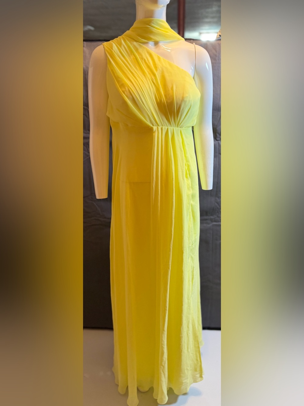 Yellow One-Shoulder Chiffon Evening Dress